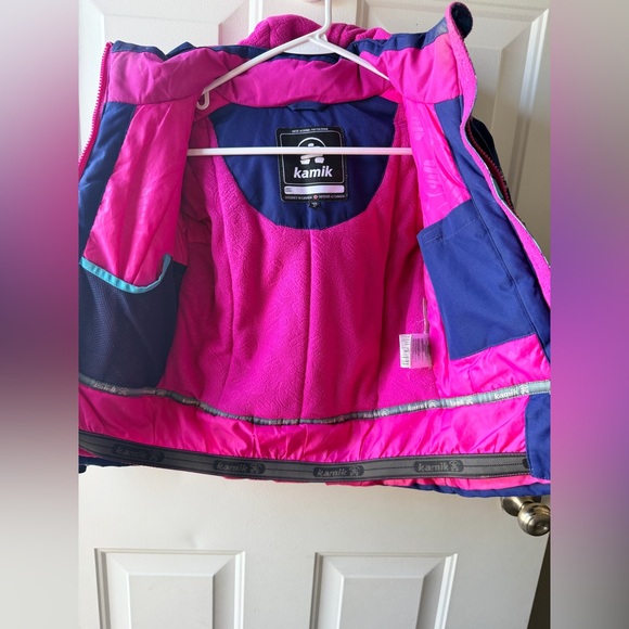 Kamik Girls Snow Coat Size 5 Insulated Hooded Ski Jacket - navy & pink - Picture 2 of 16